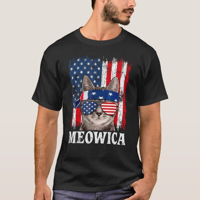Meowica Patriotic Cat with American Flag and Sungl T Shirt (Framsida)