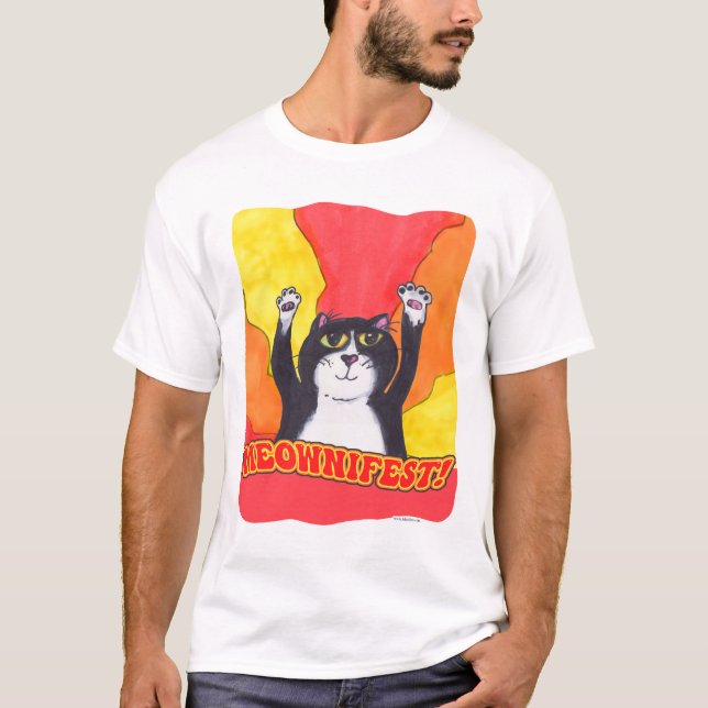 Meownifest Epic Cat Pising Design T Shirt (Framsida)
