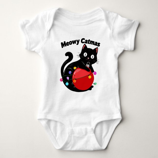 Meowy Catmas - Cat with Christmas ornament T Shirt (Framsida)