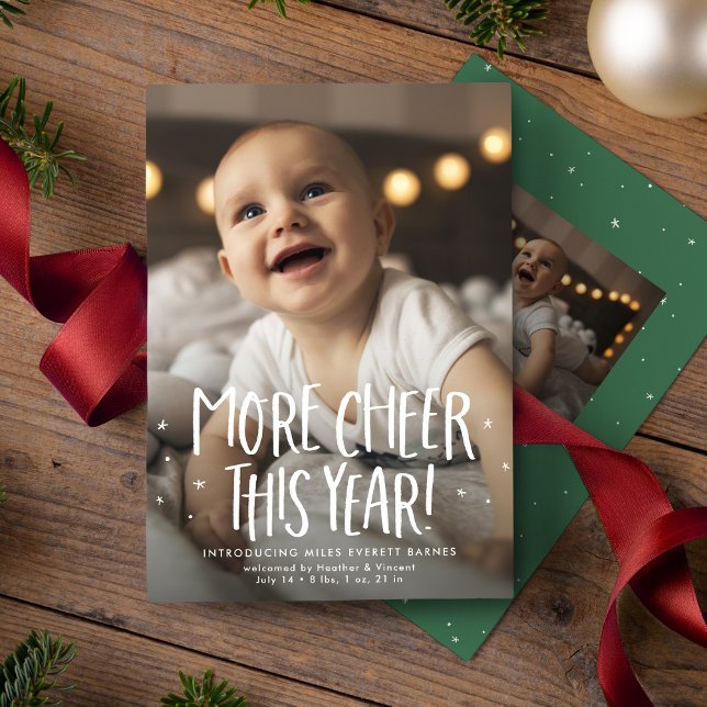 Mer glädje i år, två gröntar jul i fotot julkort (Skapare uppladdad)