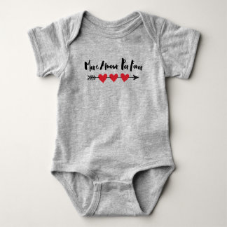 Mer kärlek skulle gynna baby kroppsdräkt t shirt