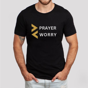 Mer Prayer mindre än mindre ängslig minsta kristna T Shirt