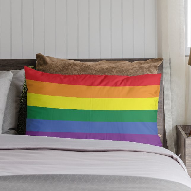 Mer stolthet Mindre fördom Pride Month LGBTQ Lumbarkudde (Skapare uppladdad)