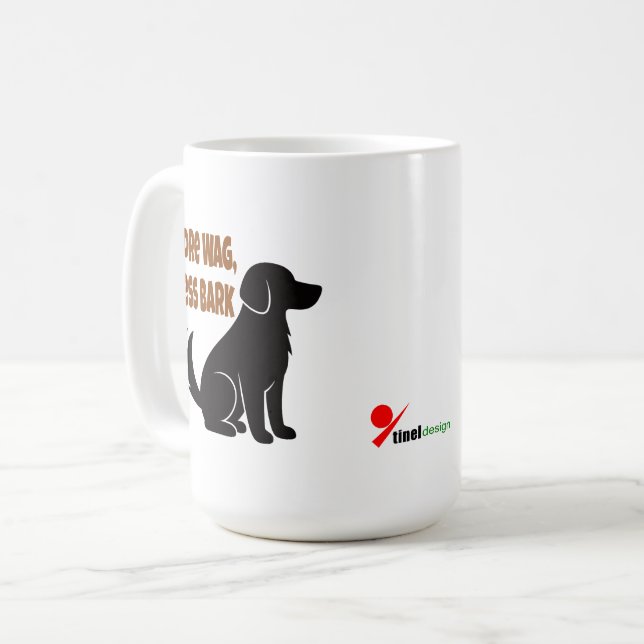 Mer Wag, mindre Bark - Hund Silhouette med Wagging Kaffemugg (Framsida vänster)