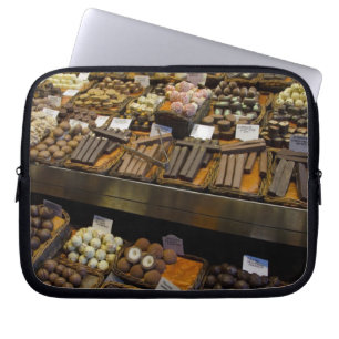 Mercat de Sant Josep, assorterade chokladgodis Laptop Sleeve