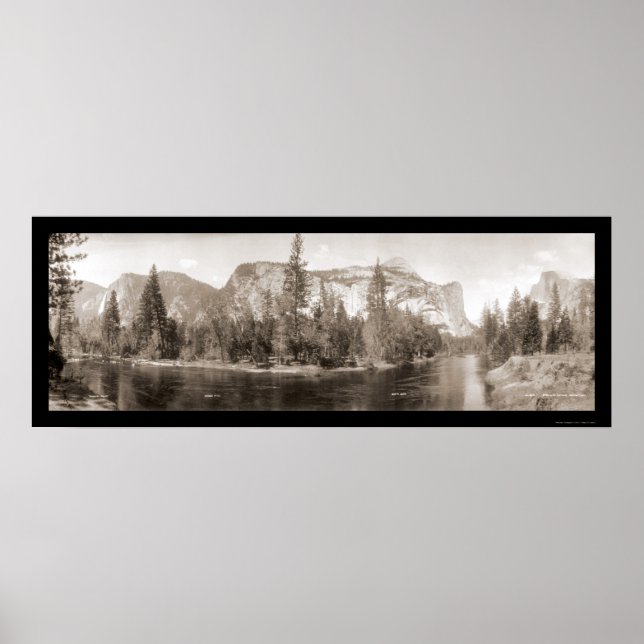 Merced River Yosemite Photo 1915 Poster (Framsidan)