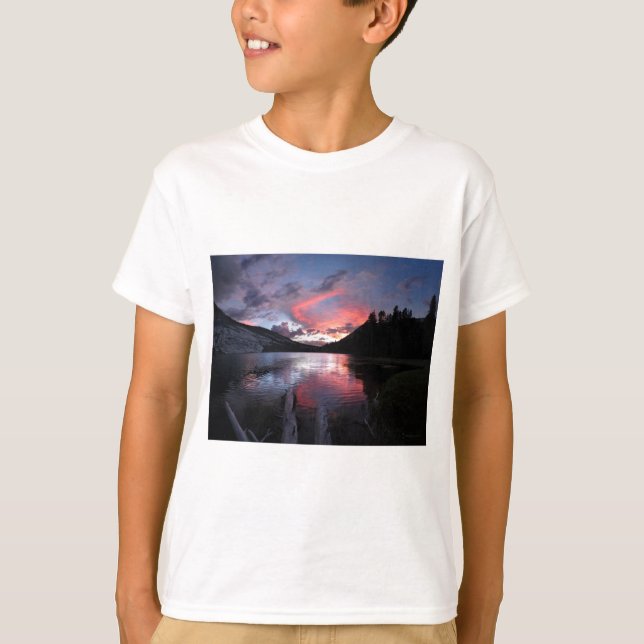 Merced sjö Sunset - Yosemite - Kalifornien Tee (Framsida)