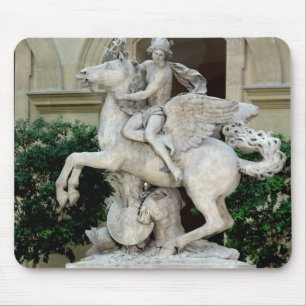 Mercury som rider Pegasus Musmatta
