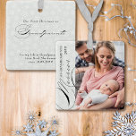Merrier as Grandföräldrar Lodrät Photo Snowflake Julgransprydnad Keramik<br><div class="desc">Merrier som Grandföräldrars fotoornament med lodrät foto, elegant calligrafi och delikat vitt snöflingor på silver grått gräns. Fotomallen är ett redo för dig att lägga till ditt foto, året och din anpassningsbar på baksidan. Med undantag för den handskrivna text som används för Merrier och Grandparent är alla formuleringar fullt redigerbara...</div>