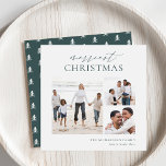 Merriest jul Elegant 3 Photo Collage Julkort<br><div class="desc">glädje med dessa färgstarka och moderna helgdagskort med 3 av dina favoritfoton (ett lodrät och två små vågrät- eller landskapsinriktade). "Merriest jul" visas överst i handskriven kalligrafi och klassisk serif-skrift. Anpassa med din familj namn och året i nedre högerna.</div>