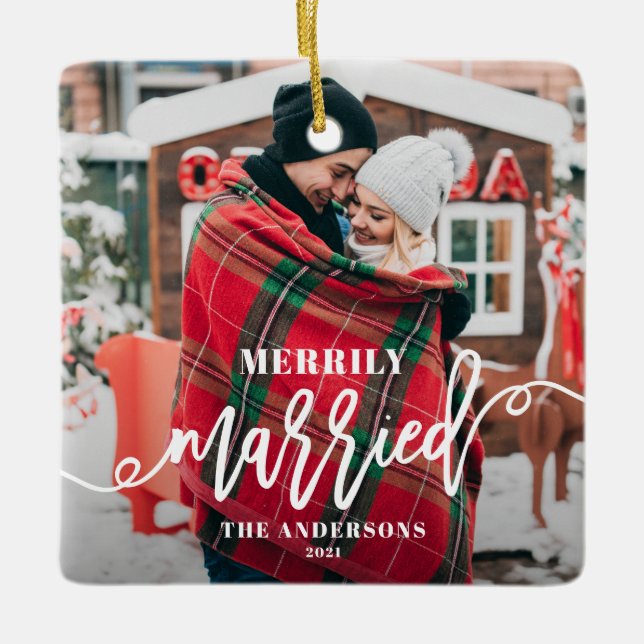 Merrily Married | Vita Newlyweds-julfoto Julgransprydnad Keramik (Framsida)