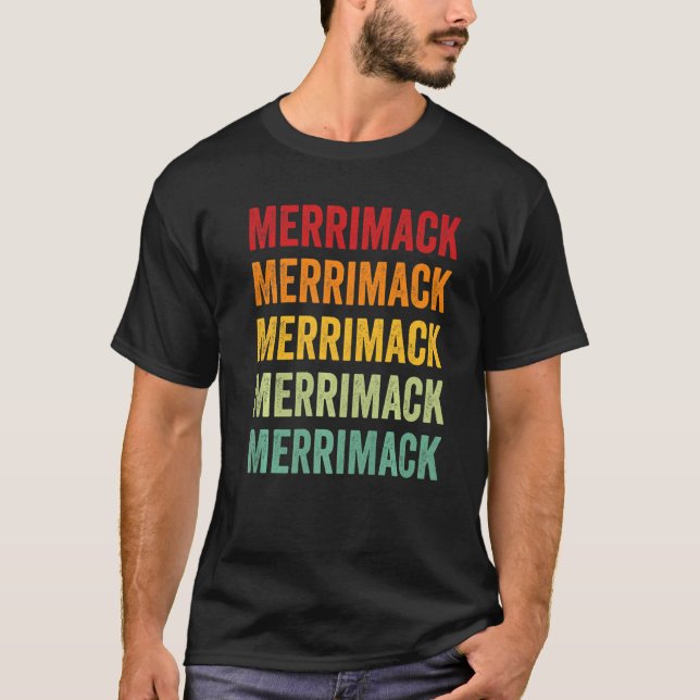 Merrimack County New Hampshire Rainbow Text T Shirt (Framsida)