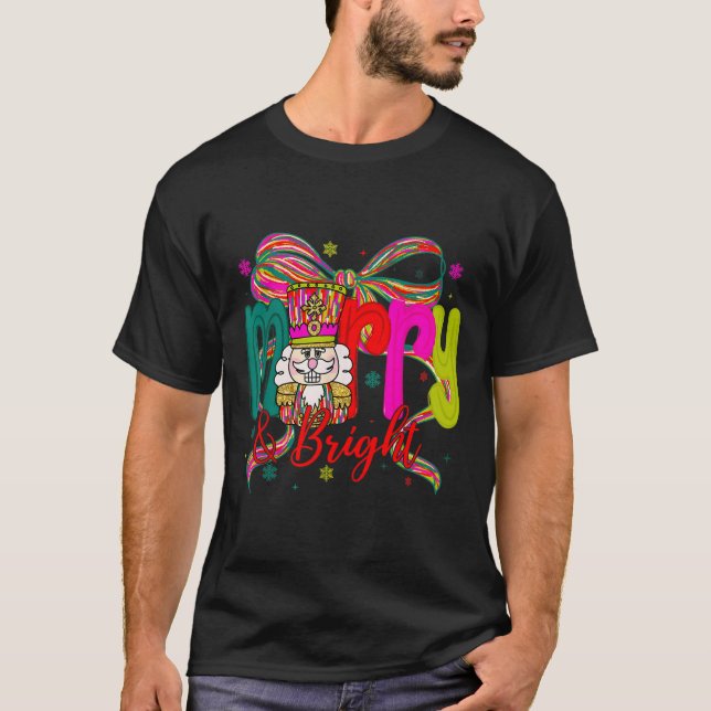 Merry &amp; Bright Coquette Bow Nutcracker Christm T Shirt (Framsida)