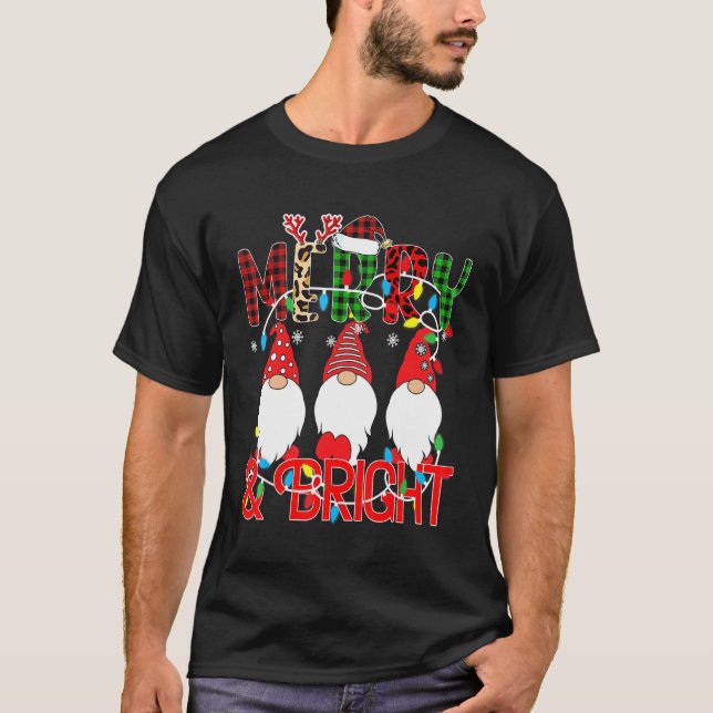 Merry and Bright Christmas Lights Xmas Holiday Gno T Shirt (Framsida)