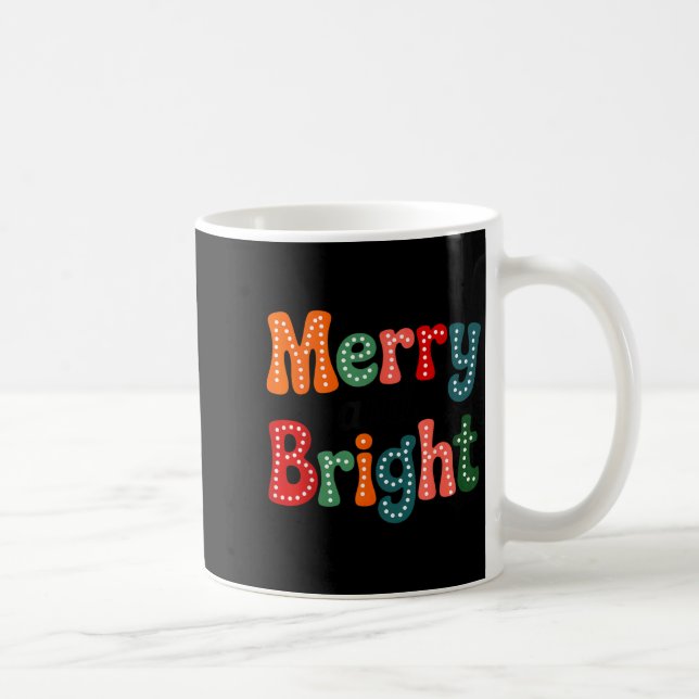 Merry And Bright Family Christmas Squad Xmas Vibes Kaffemugg (Höger)