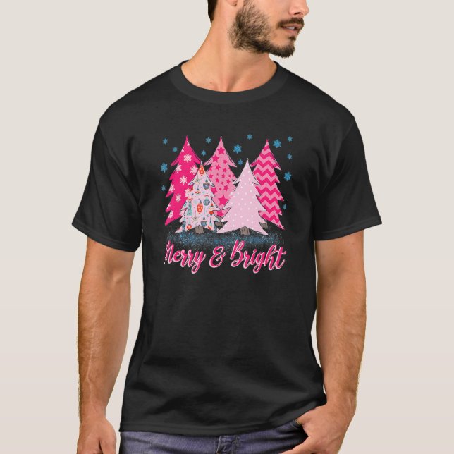 Merry And Bright Pink Christmas Tree T Shirt (Framsida)