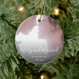 Merry and Married Newlyed Elegant Julgransprydnad Keramik