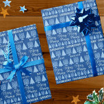 Merry Blue Intertron Barn Namn Chrismukkah Presentpapper<br><div class="desc">Anpassa den här Chrismukah som är papper genom att lägga till ditt barns namn i ljusblå Julgran och Hanukkah Menorah mönster och skapa något speciellt för under träd. Designad för familjer mellan trosinriktningar som firar både kristna och judiska helgdagar, kommer denna söta papper med blek blå text som ger ditt...</div>