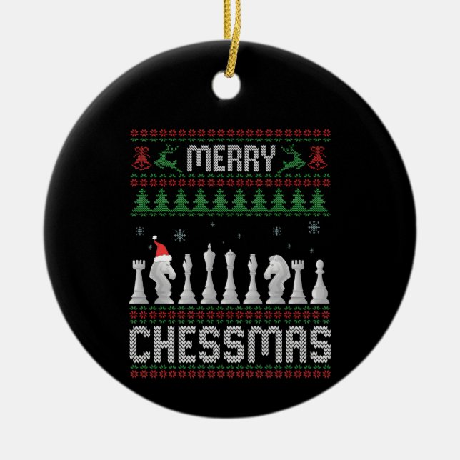 Merry Chessmas Funny Chess christmas Ugly Sweater Julgransprydnad Keramik (Framsidan)