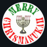 Merry Chrismanukah - jul Chanukah Menorah Runt Klistermärke<br><div class="desc">Perfektens sätt att fira både jul och Hanukah på samma gång. God jul   Lycklig Chanukah = Merry Chrismanukah,  kompletterat med Candy cane Menorah Candles.</div>