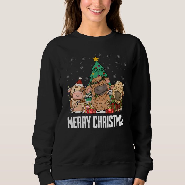 Merry Christmas Cute Highland Cows Xmas Tree T Shirt (Framsida)