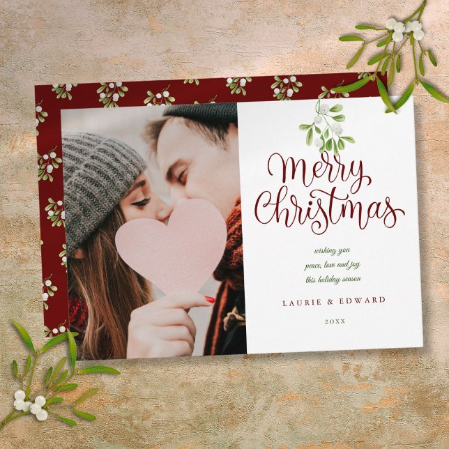 Merry Christmas Elegant Mistletoe Parbild för Pare Julkort (Merry Christmas Elegant Mistletoe Couples Photo Holiday Card)