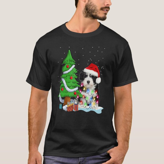 Merry Christmas Tree Light Santa Hat Dog Shih Tzu  T Shirt (Framsida)