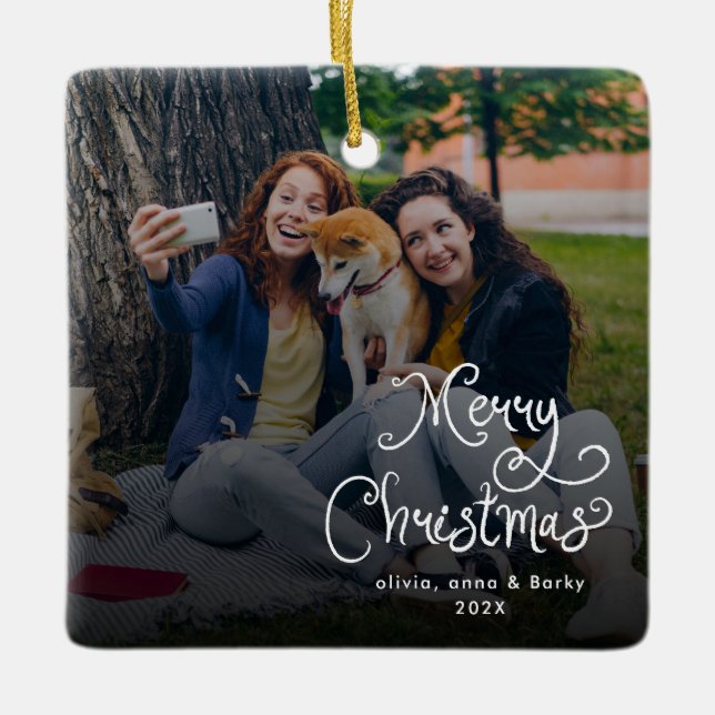 Merry Christmas Whimsical Script Family Photo Dog Julgransprydnad Keramik (Framsida)