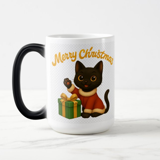 Merry Christmas with Emi the Black Cat Magisk Mugg (Vänster)