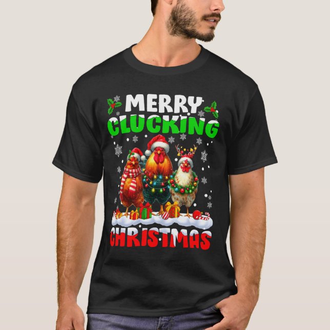 Merry Clucking Christmas Funny Chicken Santa Hat X T Shirt (Framsida)