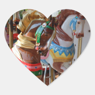 Merry-Go Round Horses Hjärtformat Klistermärke
