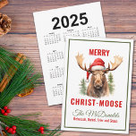 Merry Kristus-moose-julkalender Julkort<br><div class="desc">Bärk helgdag med vårt charmerande julkort/vår kalender, med en lovvärd mosa som ger en julhatt på framsidan, åtföljd av hälsning "Merry Kristus-moose". På baksidan hittar du en passande kalender för din mottagare för hela året. Detta kort är perfekt för att skicka varmt önskemål till familj och vänner och sprida skratt...</div>