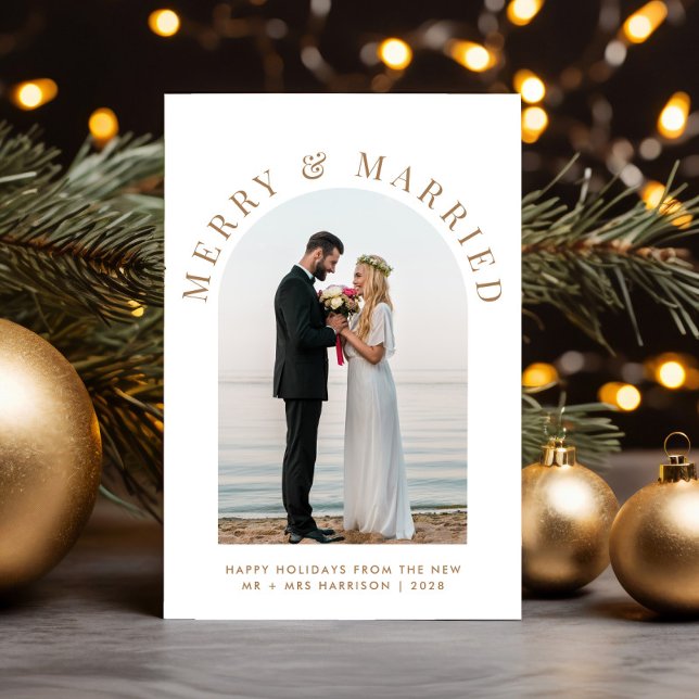 Merry Married Arch Photo White Guld jul Julkort (A beautiful and unique photo card to announce your marriage to family + friends this holiday season)
