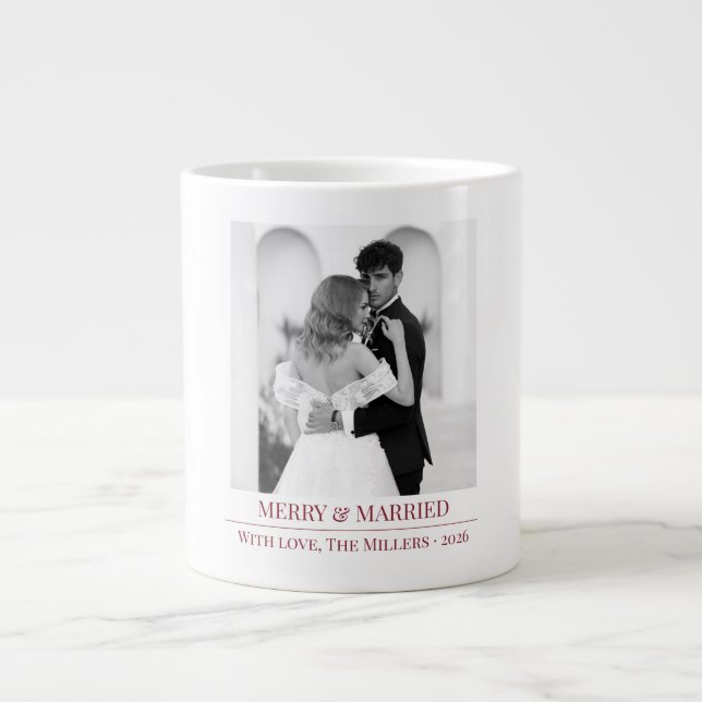 Merry & Married - Personalized Newlywed Christmas  Jumbo Mugg (Framsidan)