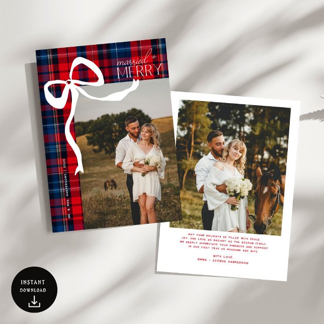 Merry & Married Script Photo Christmas Tartan Bow  Julkort (Skapare uppladdad)
