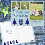 Merry Navy Intertron Family Kids 3 Photo Helgdag Vykort<br><div class="desc">En 3-helgdag-vykortsmall för fotokollage som du kan anpassa för elegant marin och pastellblå interreligiös merry Lycklig All-semesterhälsningar gör det till en brinnande uppgift att skapa dina egna Chrismukah-vykort. På framsidan av dessa chic finns det moderna Julgranar och ett marint Menorah tillsammans med två små och en stor fotomall som gör...</div>