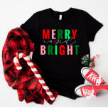 Merry och Bright Cute Juli Shirt T Shirt<br><div class="desc">Vi lägger alltid till nya mönster varje dag!</div>