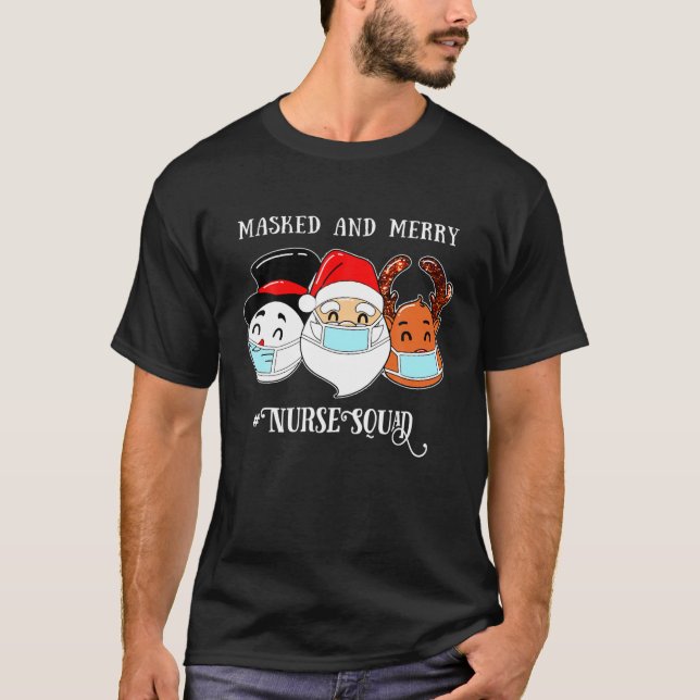 Merry och Mask Nurse Squad Santa's Pajama Hat Ch T Shirt (Framsida)