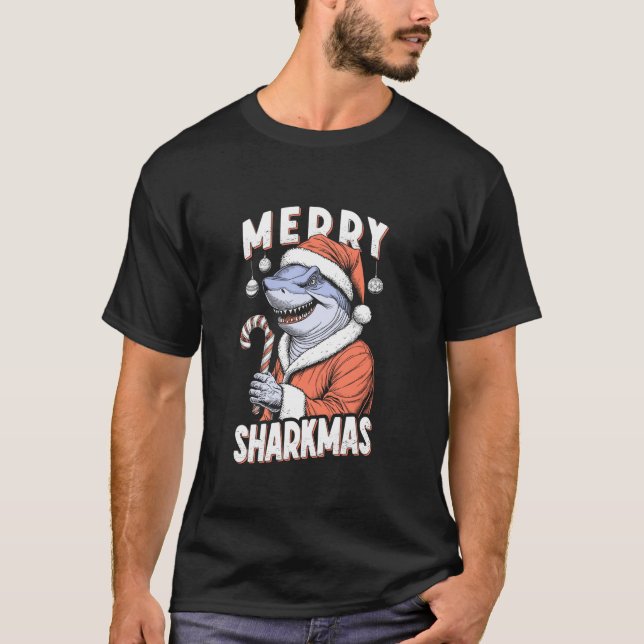 Merry Sharkmas Funny Shark Santa Claus Candy Cane  T Shirt (Framsida)
