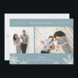 Merry Snowflake Hanukkah Photo Card | Ice Julkort<br><div class="desc">Eleganten och det moderna Hanukkah-fotokortet har två favoritfoton som är placerade sida vid sida, med "Joyous Hanukkkah" överst i vit kursiv stil och blocktypografi. Anpassa med anpassningsbarna hälsning och namn vid grund, accentuerat av fyra vita snöflingor. En blå vinterbakgrund gör din Julhälsningar till en klassisk elegans. Kortet återgår till ett...</div>