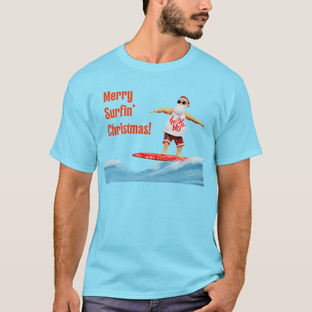 Merry Surfin jultomten på Surfboard T Shirt (Framsida)