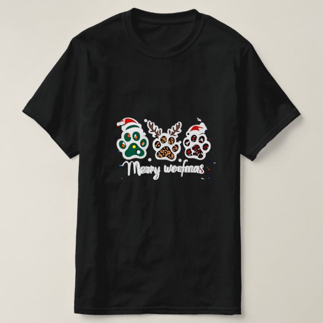 Merry Woofmas Dog Paw Christmas Design  T Shirt (Design framsida)