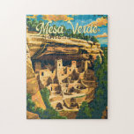 Mesa Verdes nationalpark Illustration Travel Art Pussel<br><div class="desc">Mesa Verde-vektorteckningsdesign. Parken är känd för sina välbevarade klippbostäder i Ancestral Puebloan,  särskilt det stora Cliff Palace.</div>