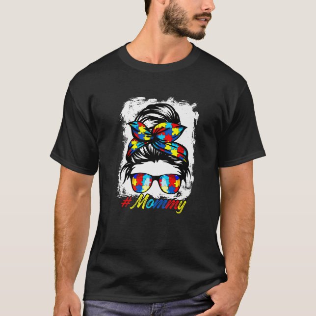 Messy Bun Bandana Mamma Dam Girls Women Autism T Shirt (Framsida)