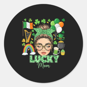Messy bun hår lycklig mamma shamrockar st patricks runt klistermärke