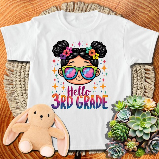 Messy Bun Hej 3rd Klass Girl Tie Dye Tredje Klass T Shirt (Skapare uppladdad)