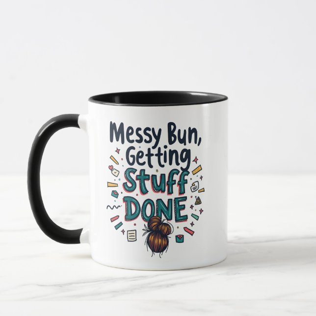 Messy Buns Komma Saker klart Mamma Mugg (Vänster)