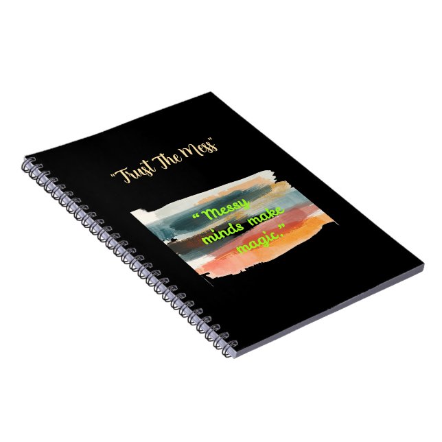 Messy Minds Make Magic | Artistic Brushstroke  Anteckningsbok (Högra Sidan)