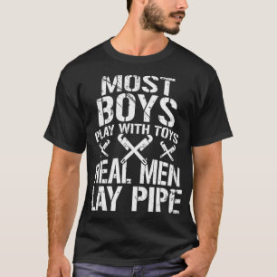 Mest pojkar spelar med Leksak Real Manar Ljugit rö T Shirt