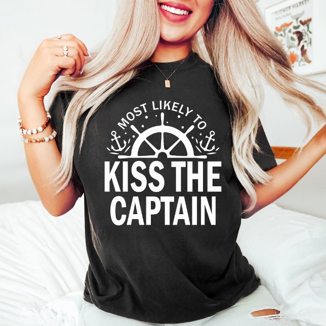 Mest sannolikt att kaptenen/kryssningssvart t shirt (Most Likely To Kiss the Captain / Cruise Black T-Shirt)
